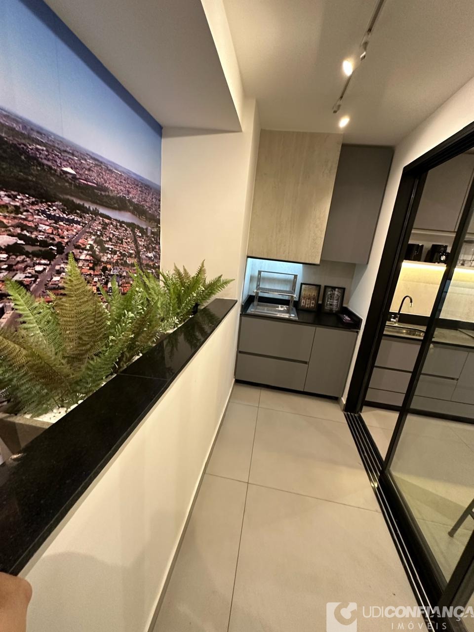 Apartamento à venda com 2 quartos, 61m² - Foto 13