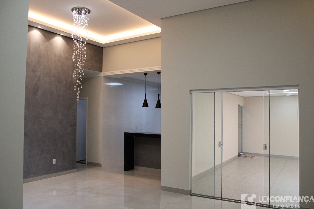 Casa à venda com 3 quartos, 300m² - Foto 7