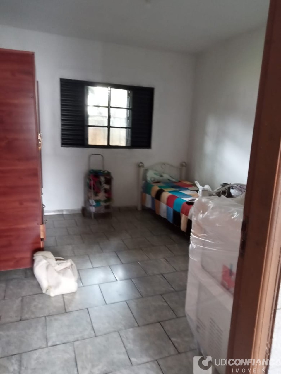 Casa à venda com 4 quartos, 150m² - Foto 3