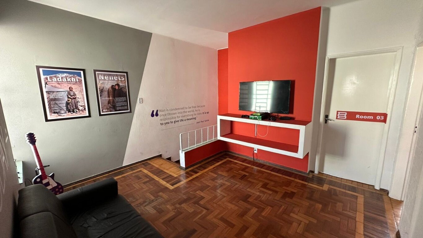 Casa à venda com 5 quartos, 200m² - Foto 16