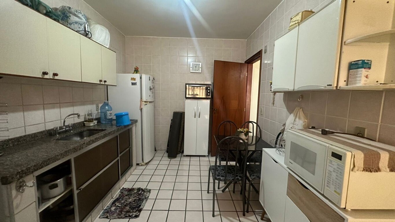 Apartamento à venda com 1 quarto, 92m² - Foto 11