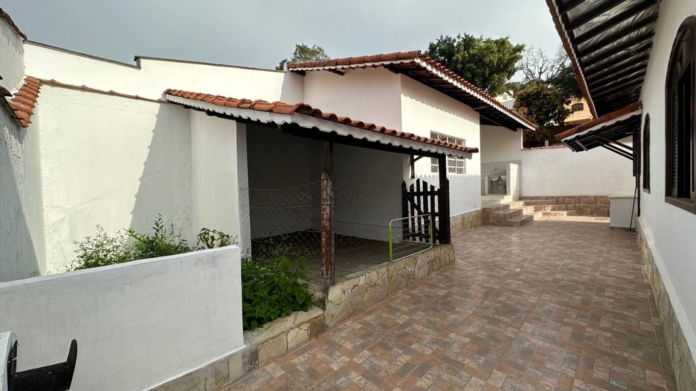 Casa à venda com 3 quartos, 198m² - Foto 20