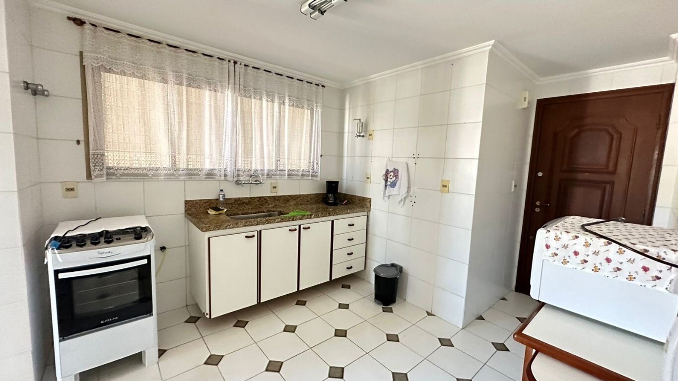 Apartamento à venda com 3 quartos, 165m² - Foto 14