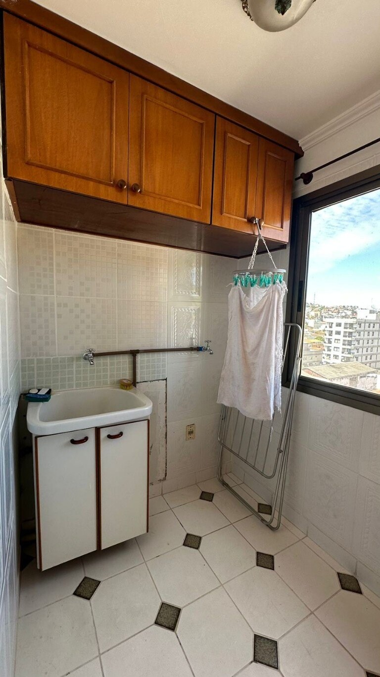 Apartamento à venda com 3 quartos, 165m² - Foto 15