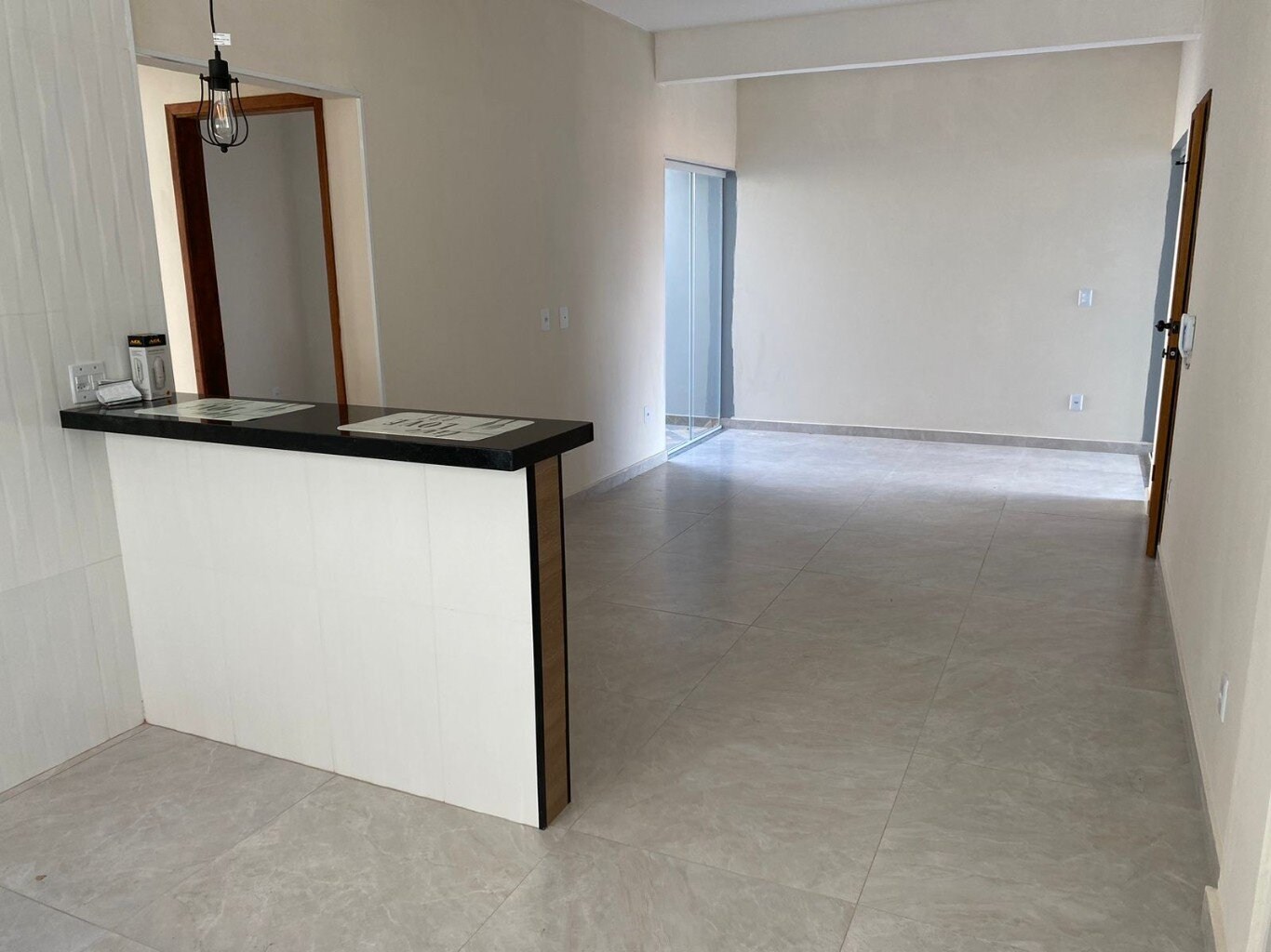 Apartamento à venda com 3 quartos, 102m² - Foto 2