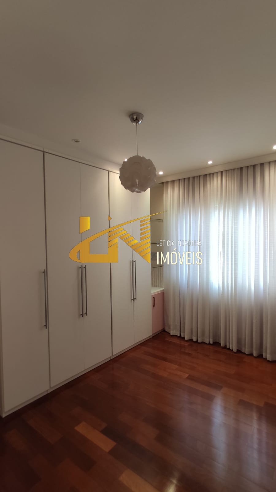 Casa à venda com 3 quartos, 250m² - Foto 21