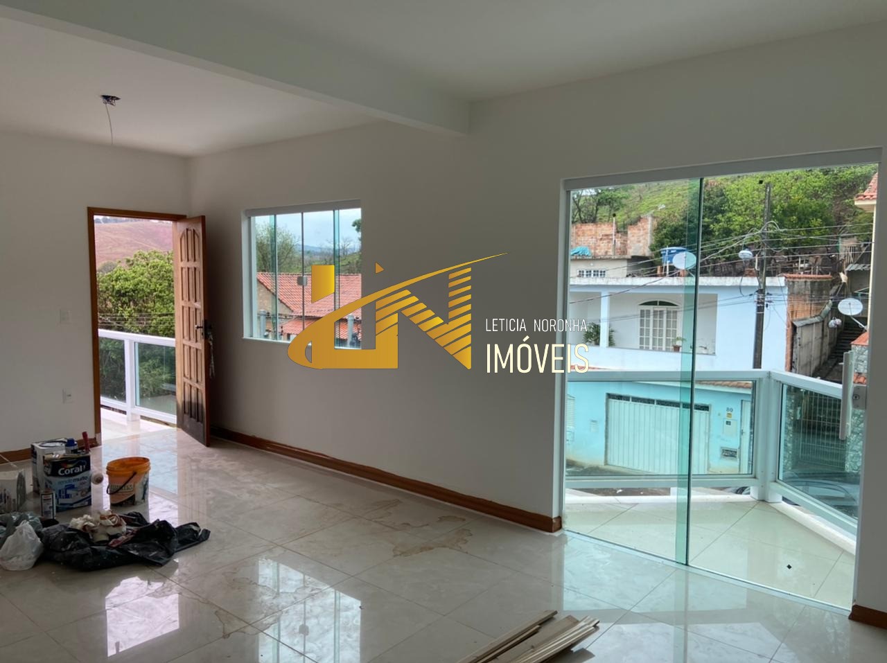 Apartamento à venda com 3 quartos, 84m² - Foto 3