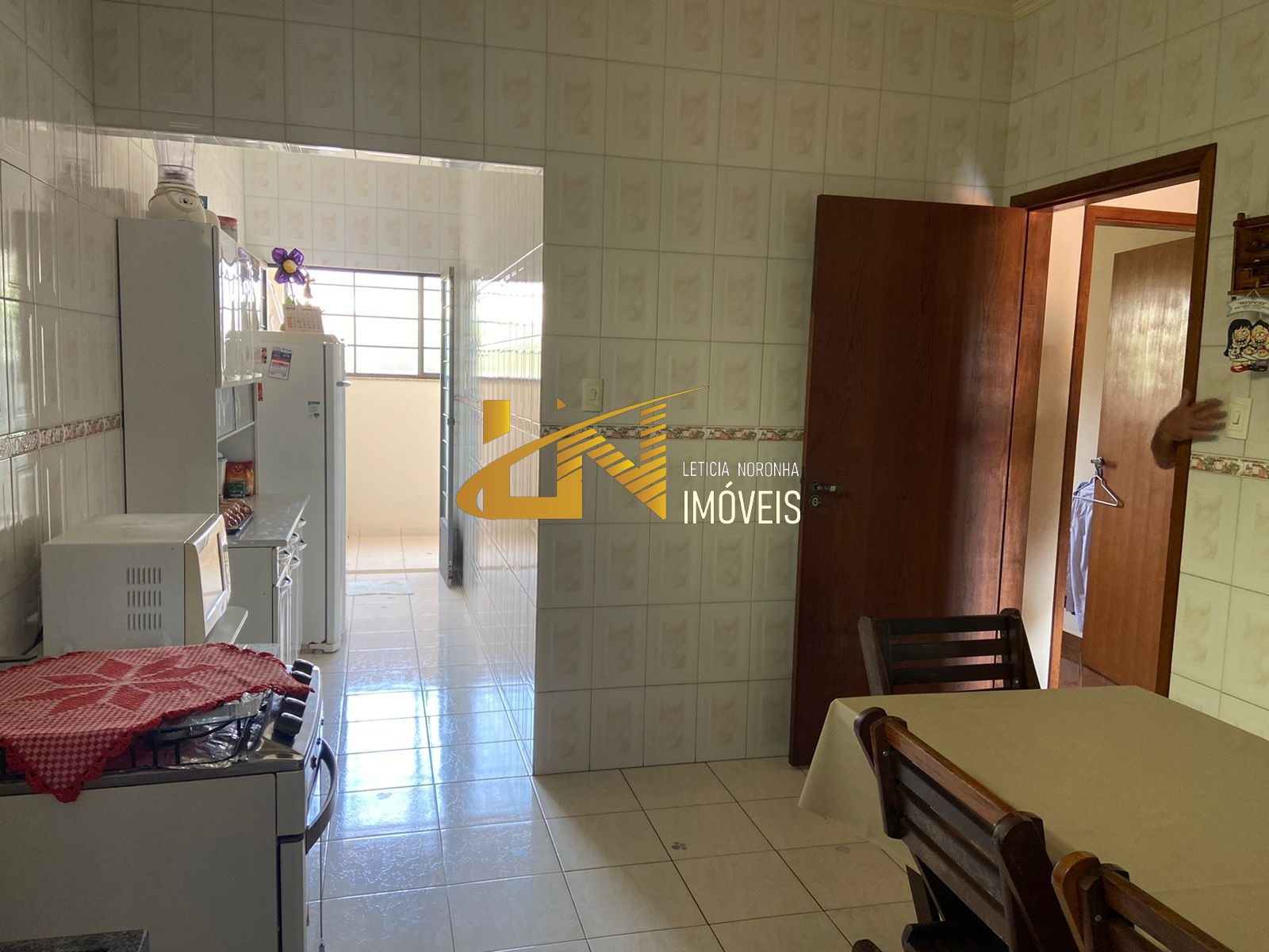 Apartamento à venda com 3 quartos, 110m² - Foto 12