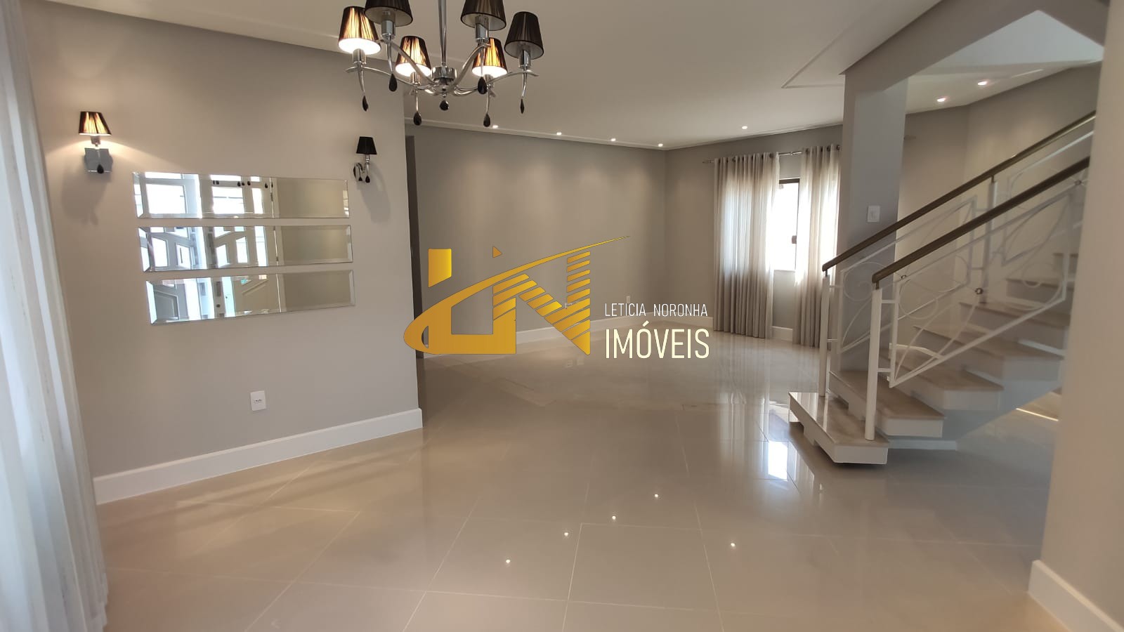 Casa à venda com 3 quartos, 250m² - Foto 36