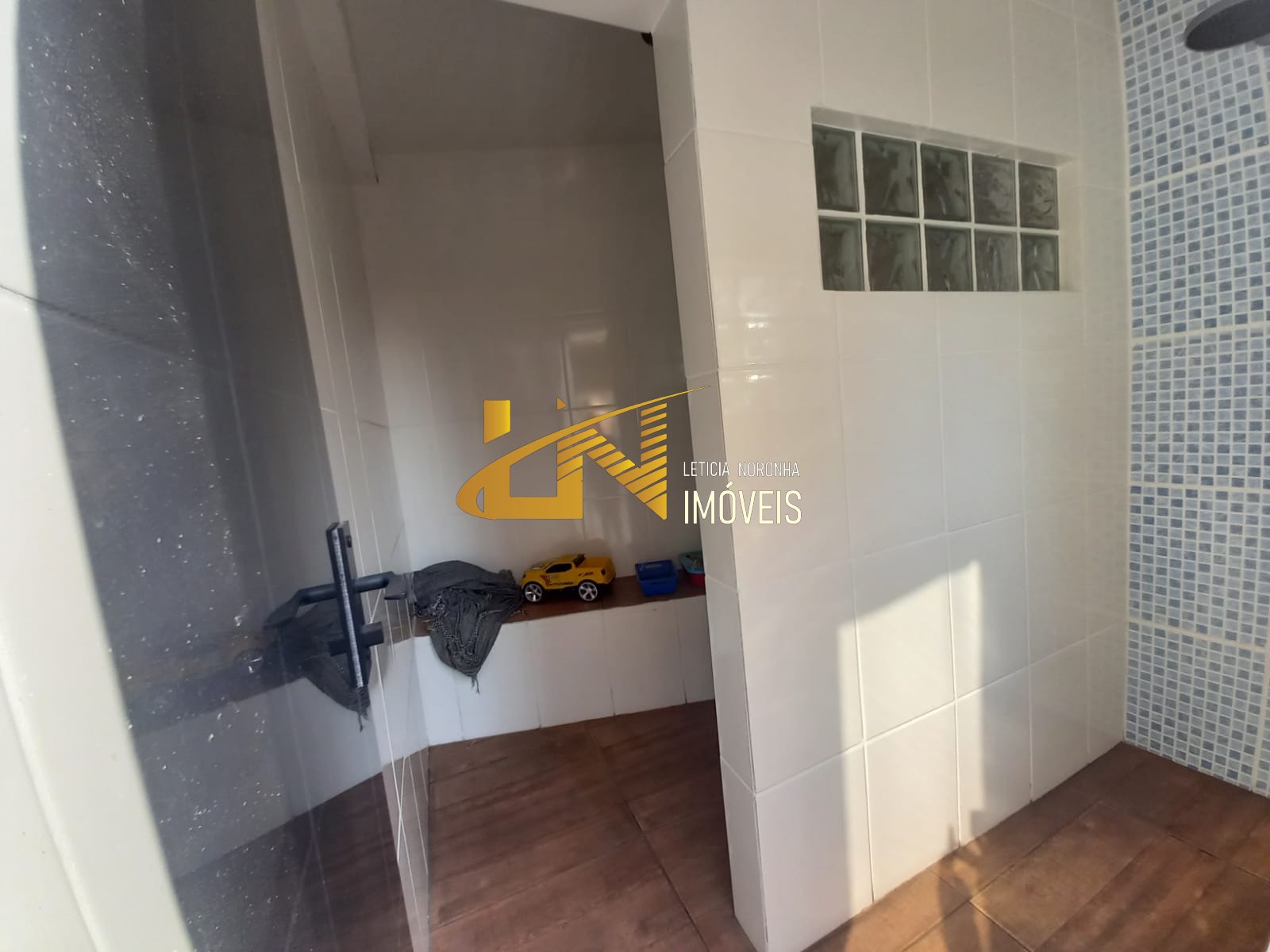 Casa à venda com 7 quartos, 270m² - Foto 39