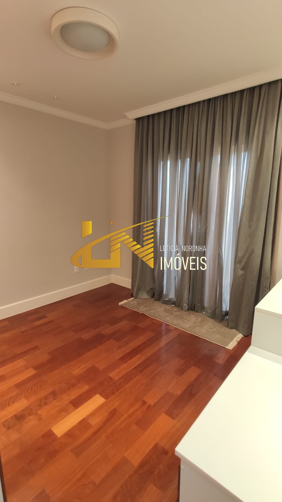 Casa à venda com 3 quartos, 250m² - Foto 13