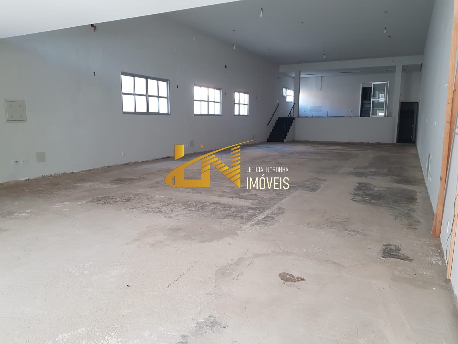 Conjunto Comercial-Sala para alugar, 316m² - Foto 1