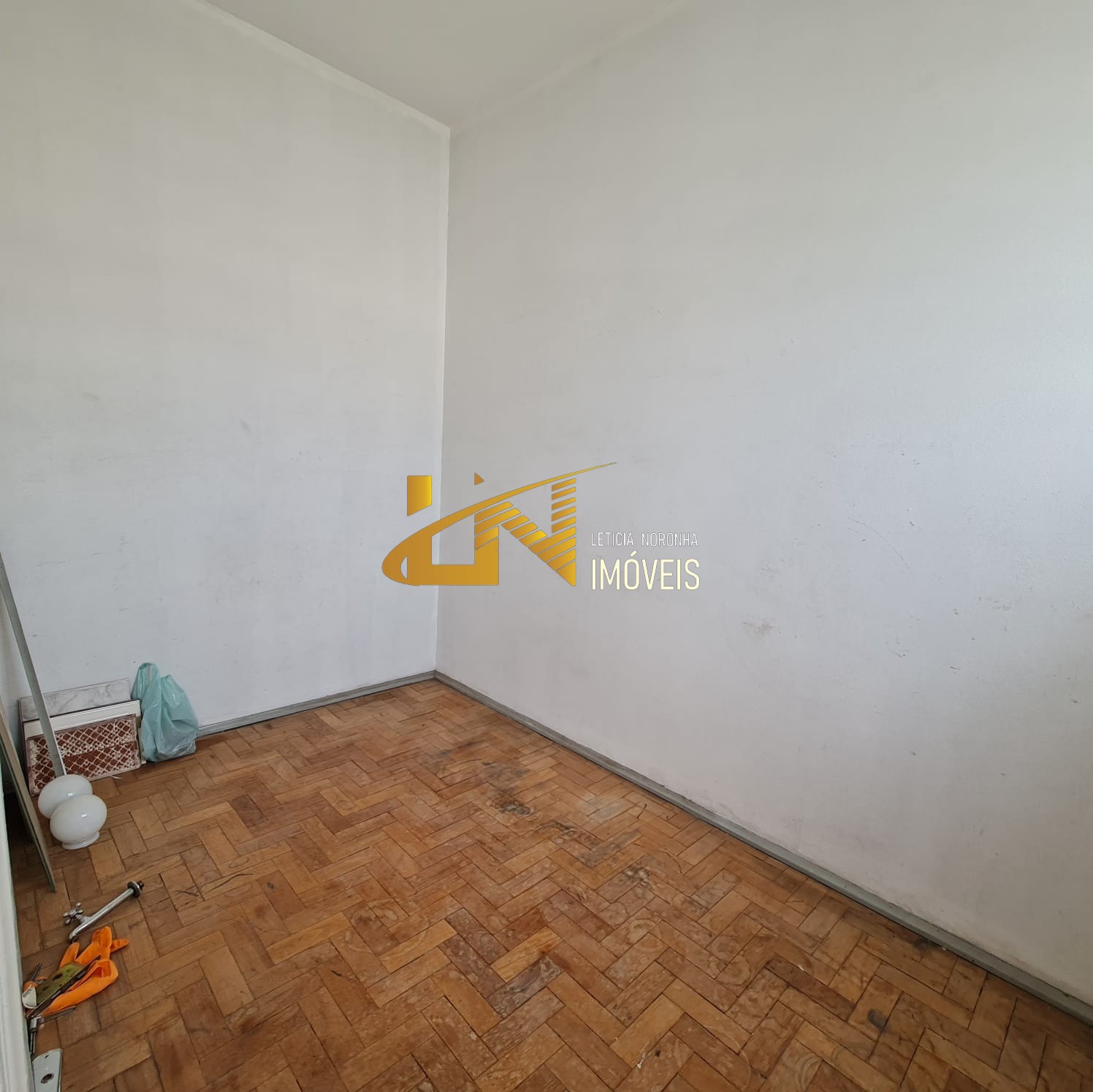 Apartamento para alugar com 3 quartos, 115m² - Foto 13