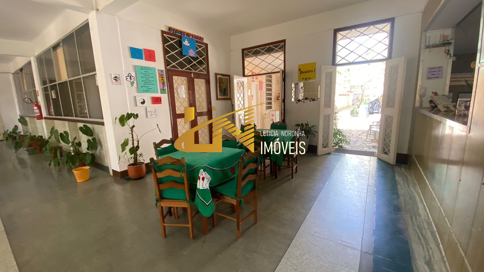 Apartamento à venda com 1 quarto, 29m² - Foto 11