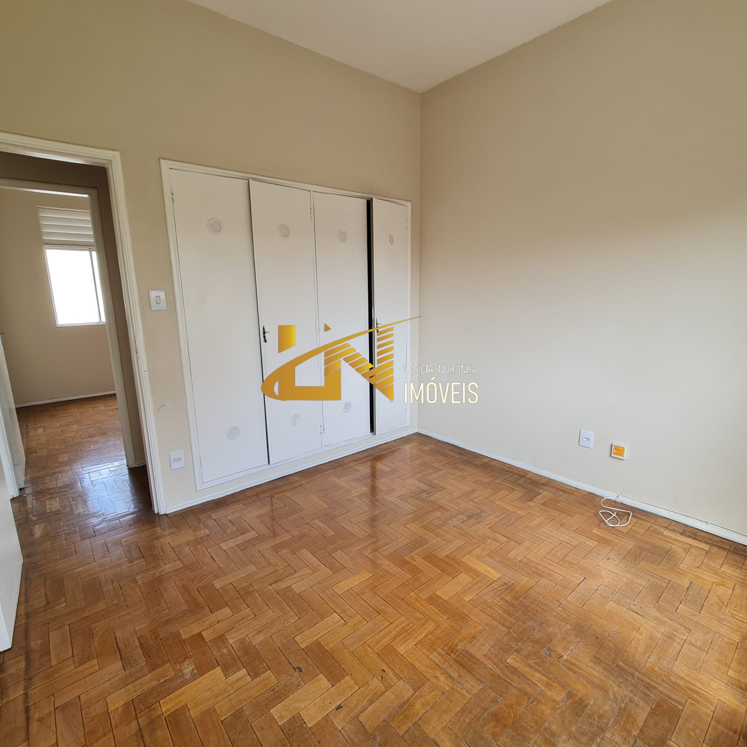 Apartamento para alugar com 3 quartos, 115m² - Foto 9