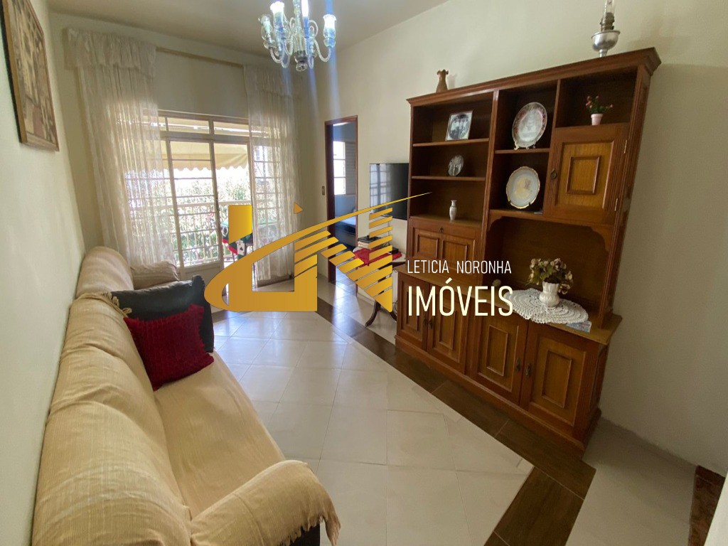 Casa à venda com 3 quartos, 287m² - Foto 6