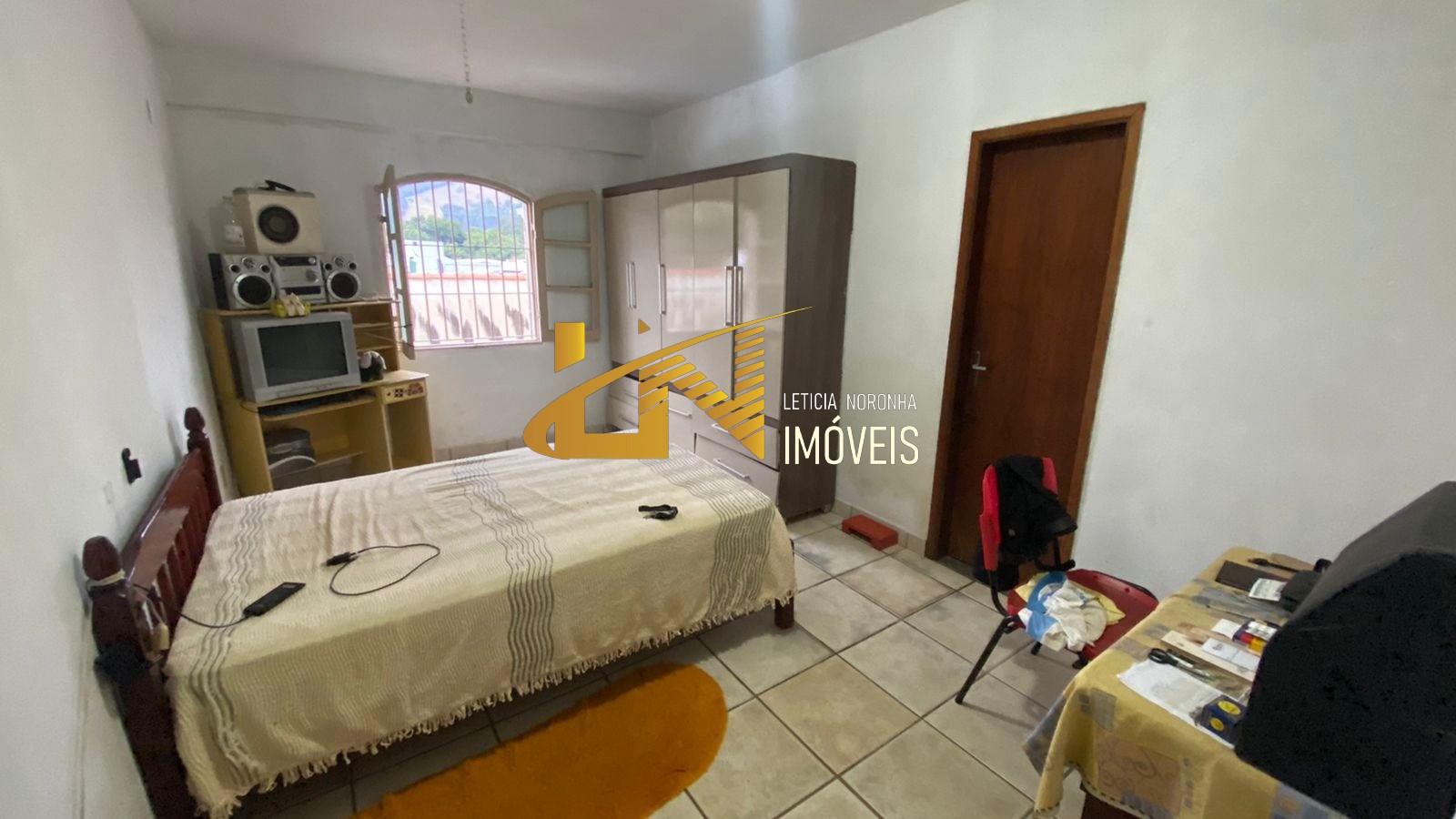 Casa à venda com 2 quartos, 185m² - Foto 11