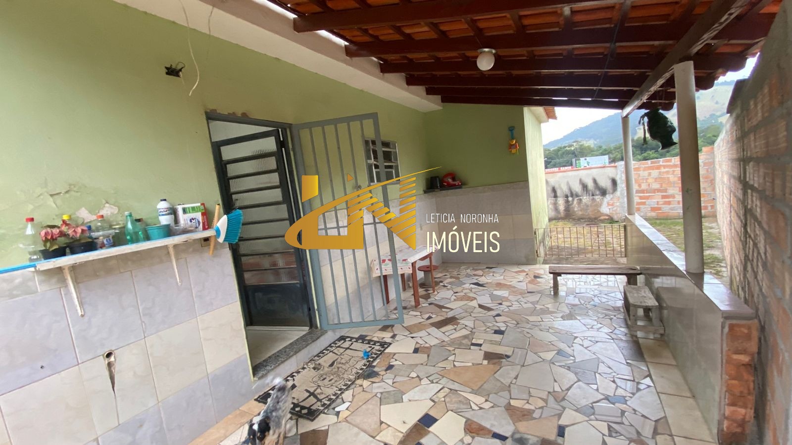 Casa à venda com 2 quartos, 185m² - Foto 13