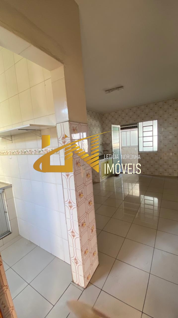 Apartamento à venda com 3 quartos, 126m² - Foto 2