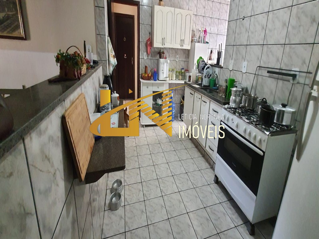 Apartamento à venda com 4 quartos, 244m² - Foto 3