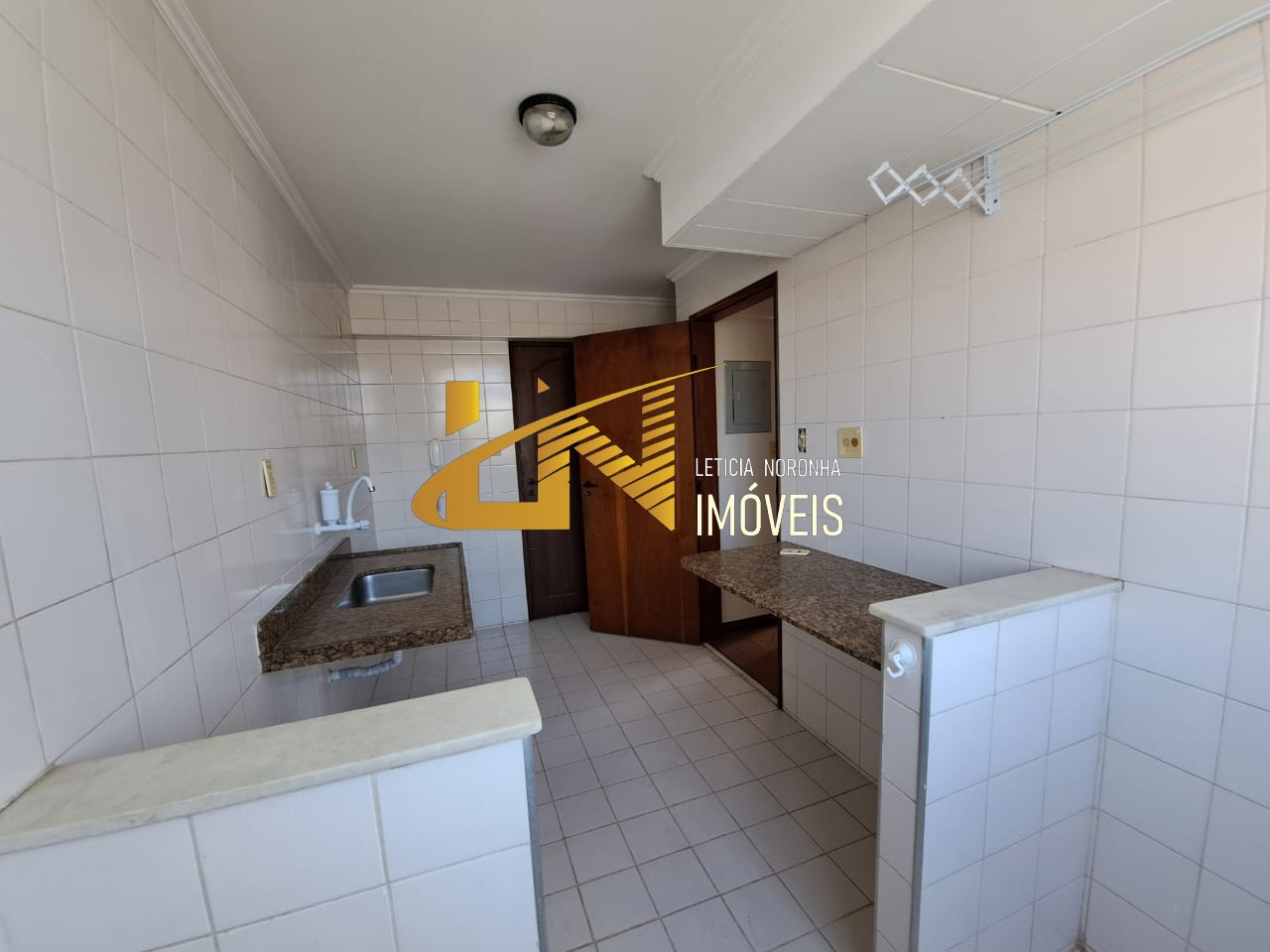 Apartamento para alugar com 1 quarto, 120m² - Foto 14