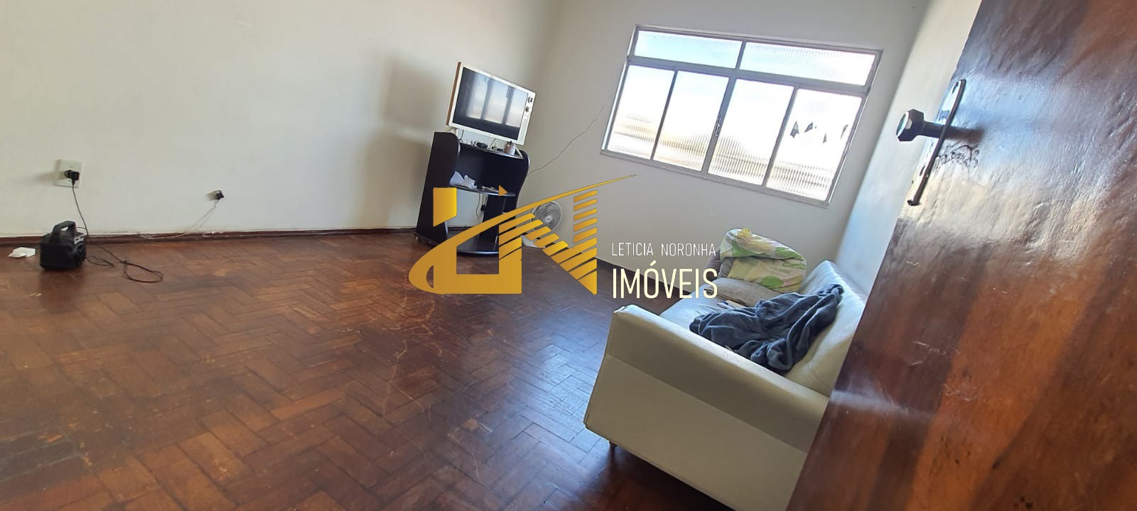 Apartamento à venda com 4 quartos, 134m² - Foto 1