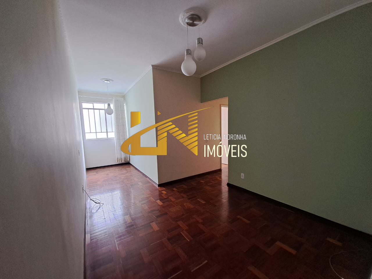 Apartamento à venda com 2 quartos, 90m² - Foto 1