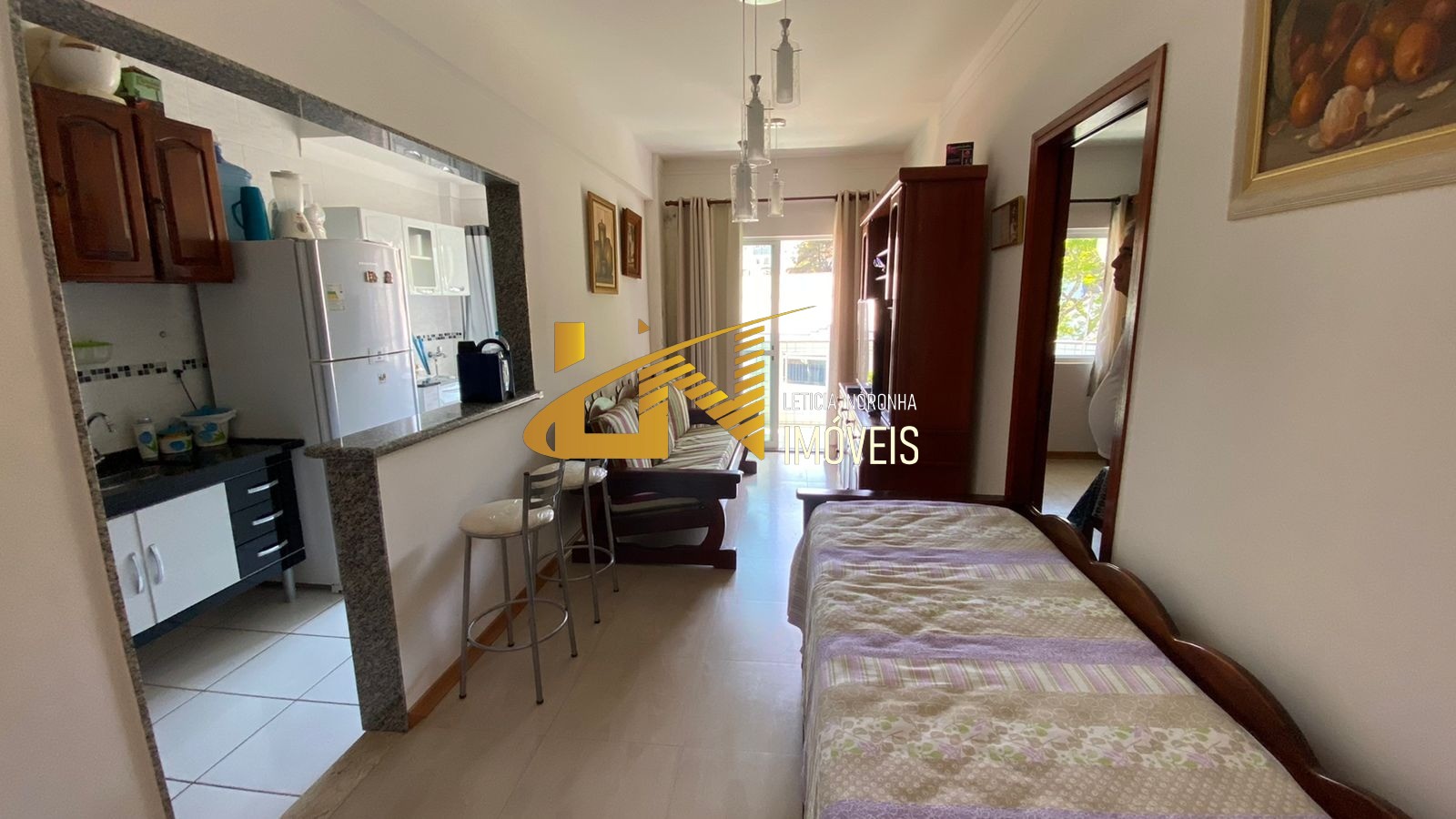 Apartamento à venda com 1 quarto, 94m² - Foto 2