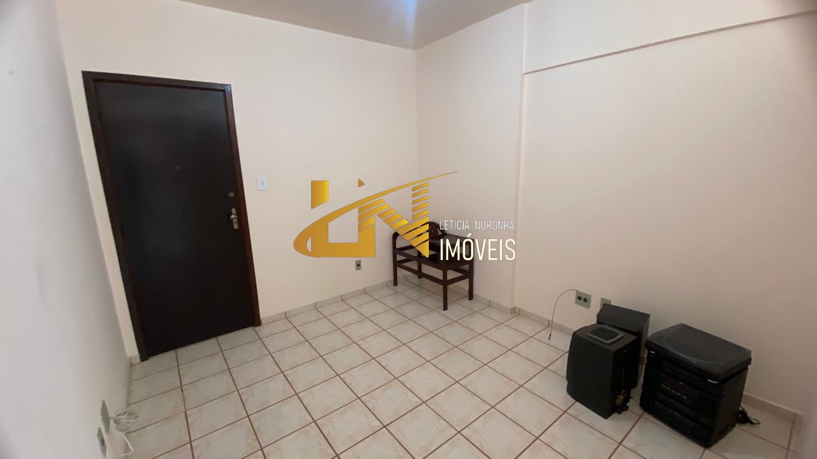 Apartamento à venda com 2 quartos, 64m² - Foto 7