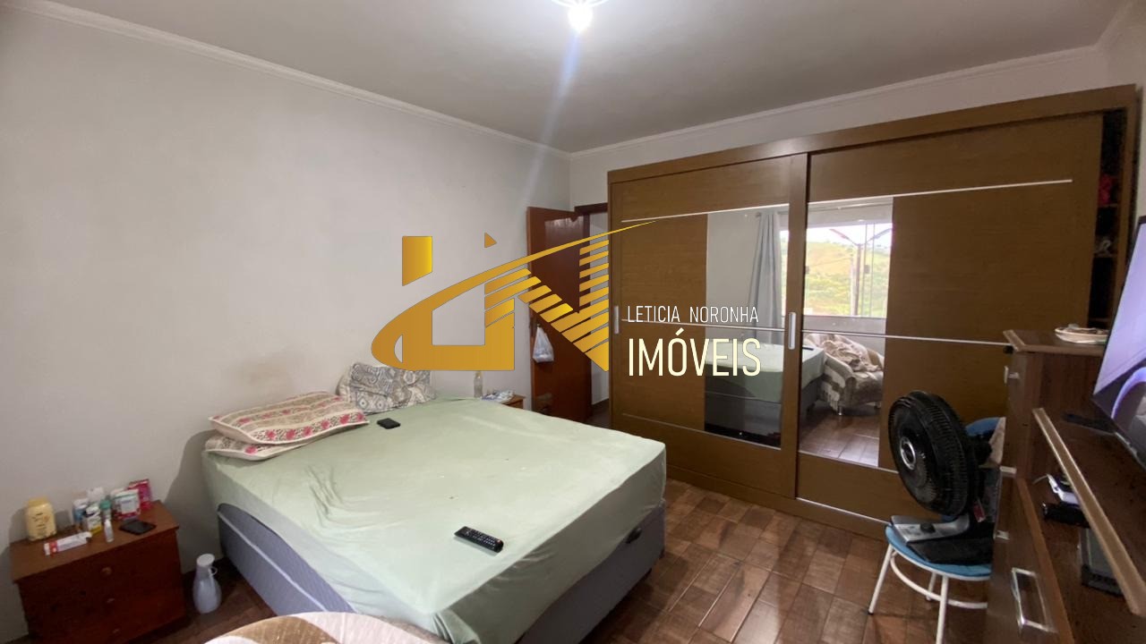 Casa à venda com 2 quartos, 98m² - Foto 15