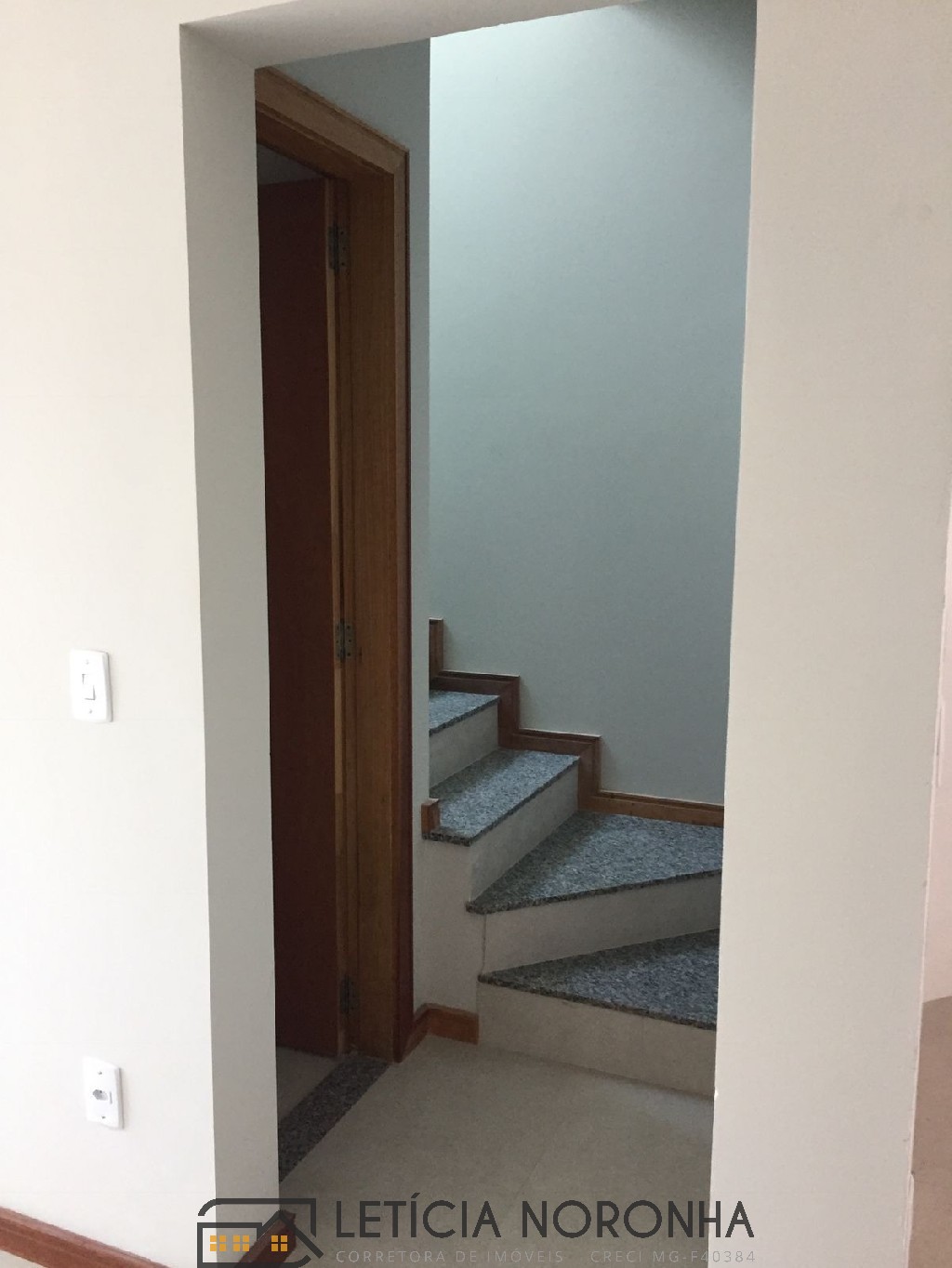 Apartamento para alugar com 2 quartos, 122m² - Foto 4