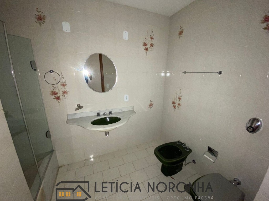 Apartamento para alugar com 4 quartos, 115m² - Foto 13