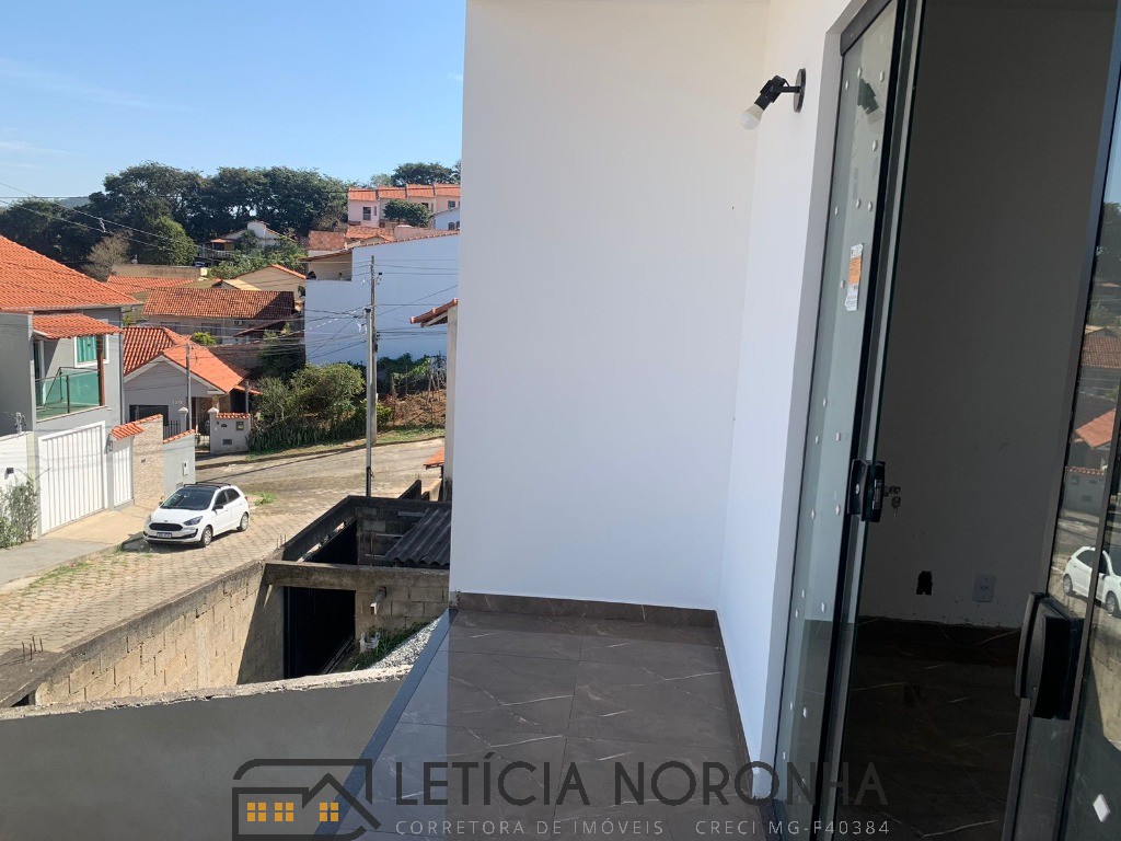 Casa à venda com 2 quartos, 87m² - Foto 18