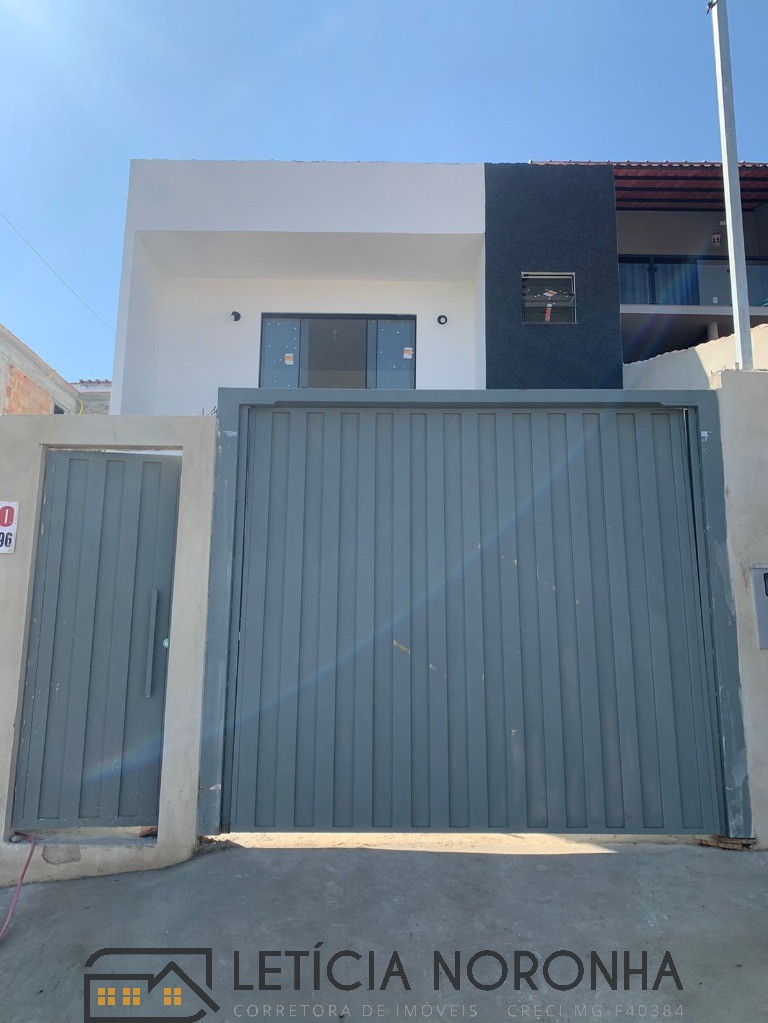 Casa à venda com 2 quartos, 87m² - Foto 2