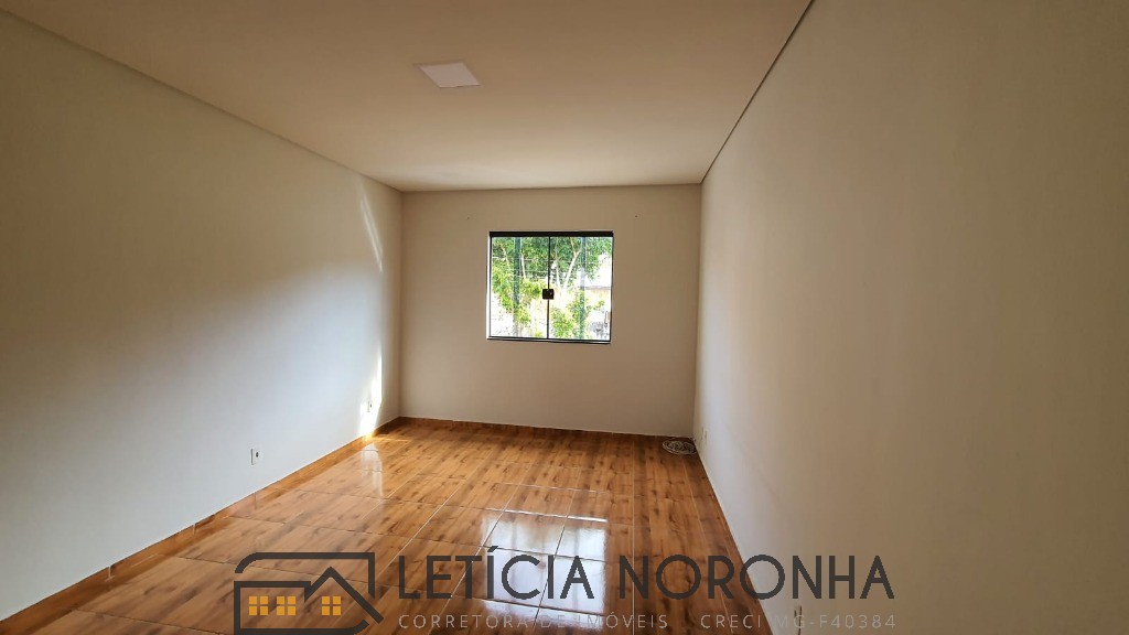 Casa à venda com 2 quartos, 92m² - Foto 10