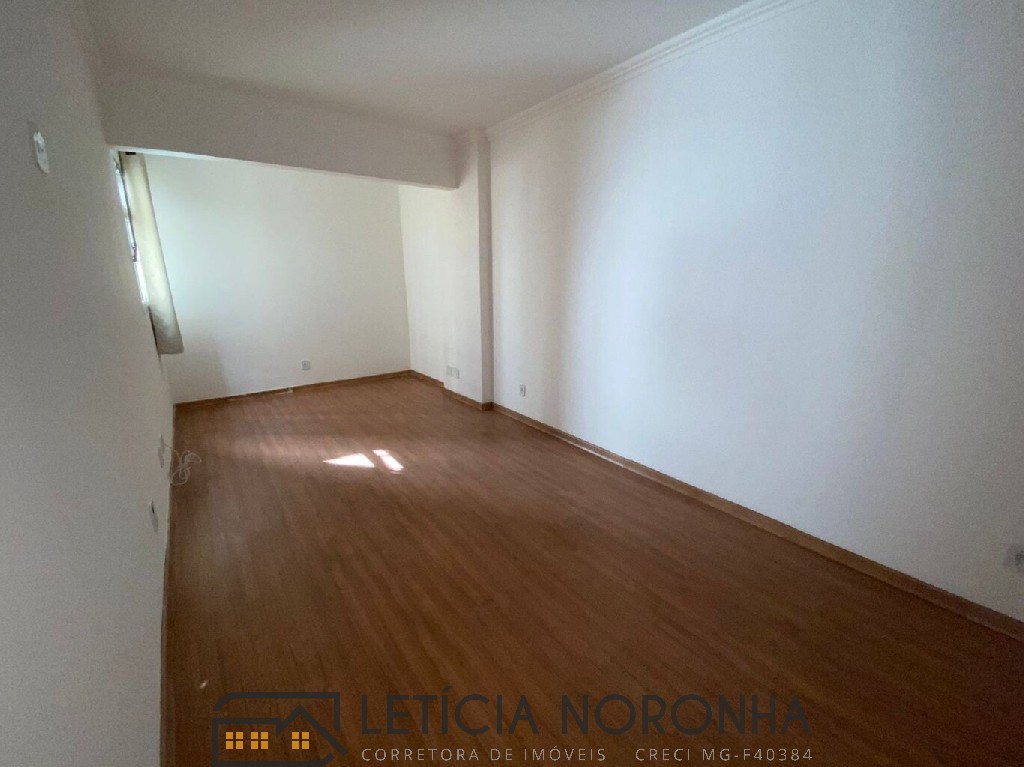 Apartamento para alugar com 4 quartos, 115m² - Foto 14