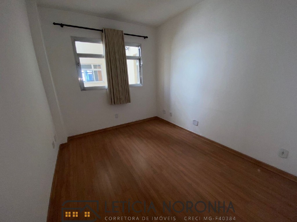 Apartamento para alugar com 4 quartos, 115m² - Foto 8