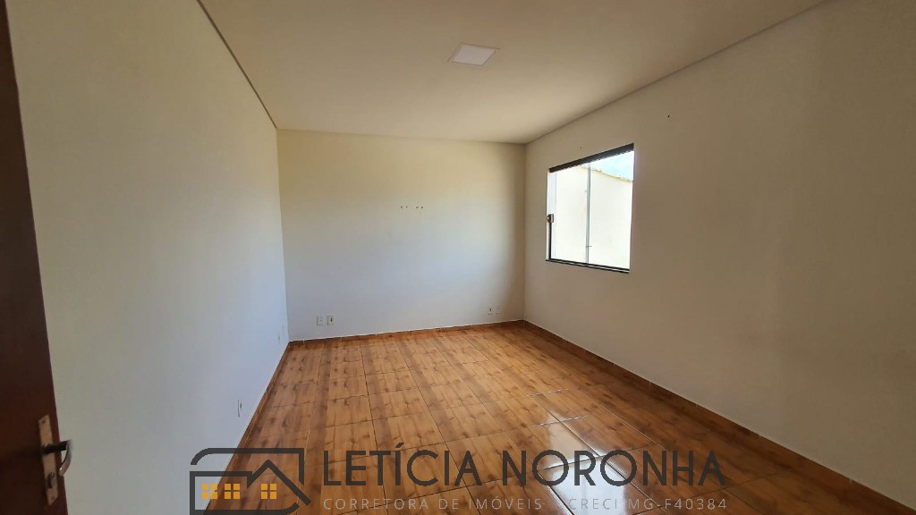 Casa à venda com 2 quartos, 92m² - Foto 6