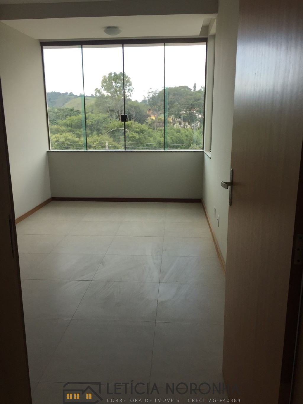 Apartamento para alugar com 2 quartos, 122m² - Foto 5