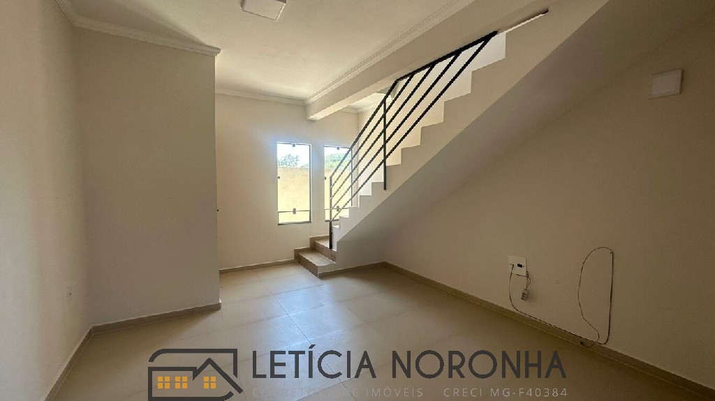 Casa para alugar com 2 quartos, 70m² - Foto 9