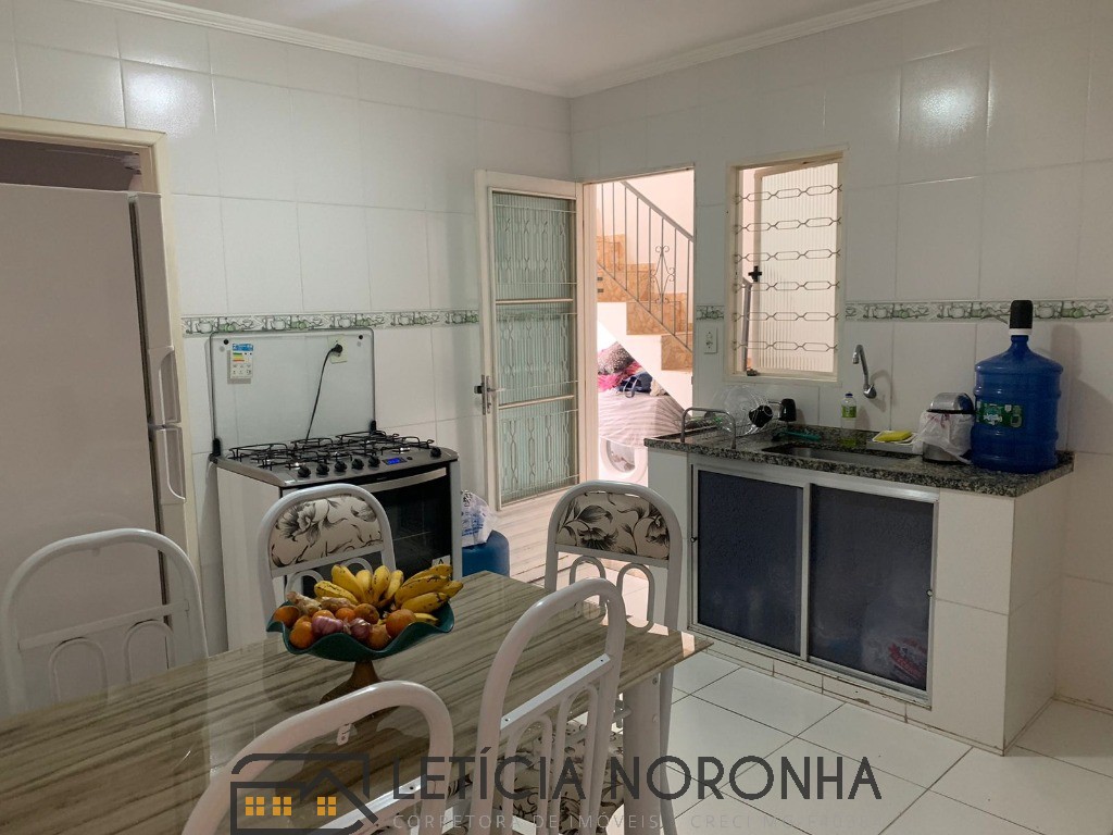 Casa à venda com 2 quartos, 83m² - Foto 14