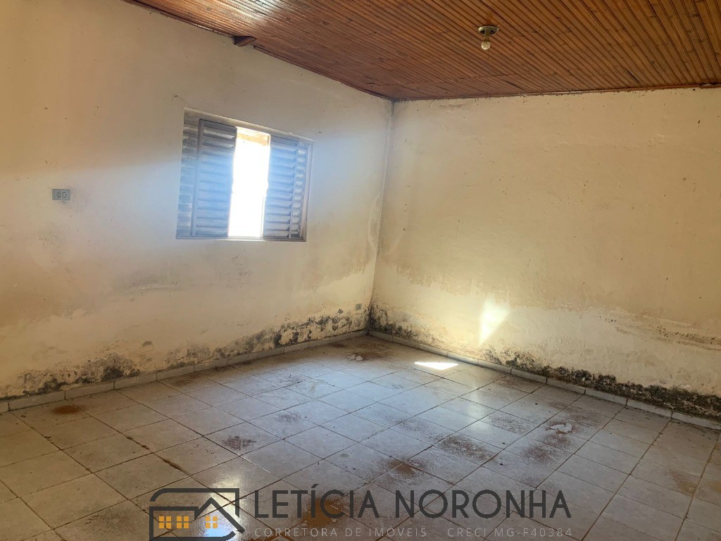 Casa à venda com 5 quartos, 173m² - Foto 25