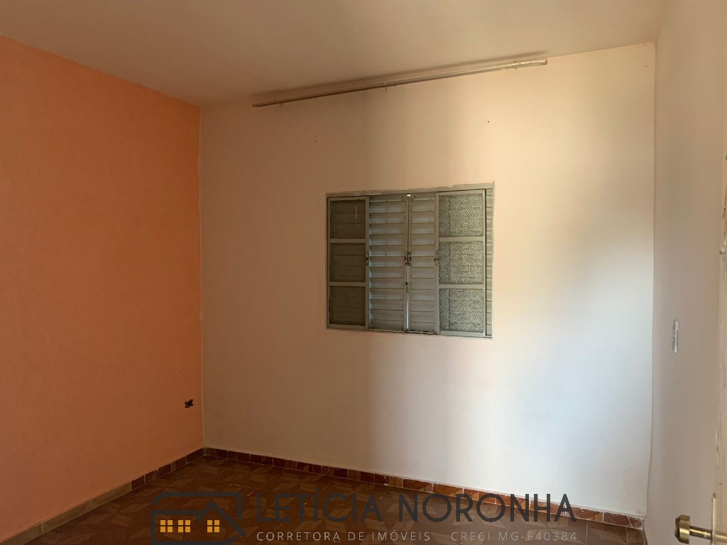 Casa à venda com 5 quartos, 173m² - Foto 15