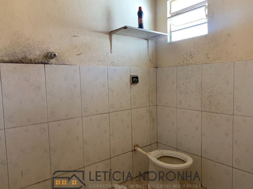 Casa à venda com 5 quartos, 173m² - Foto 27