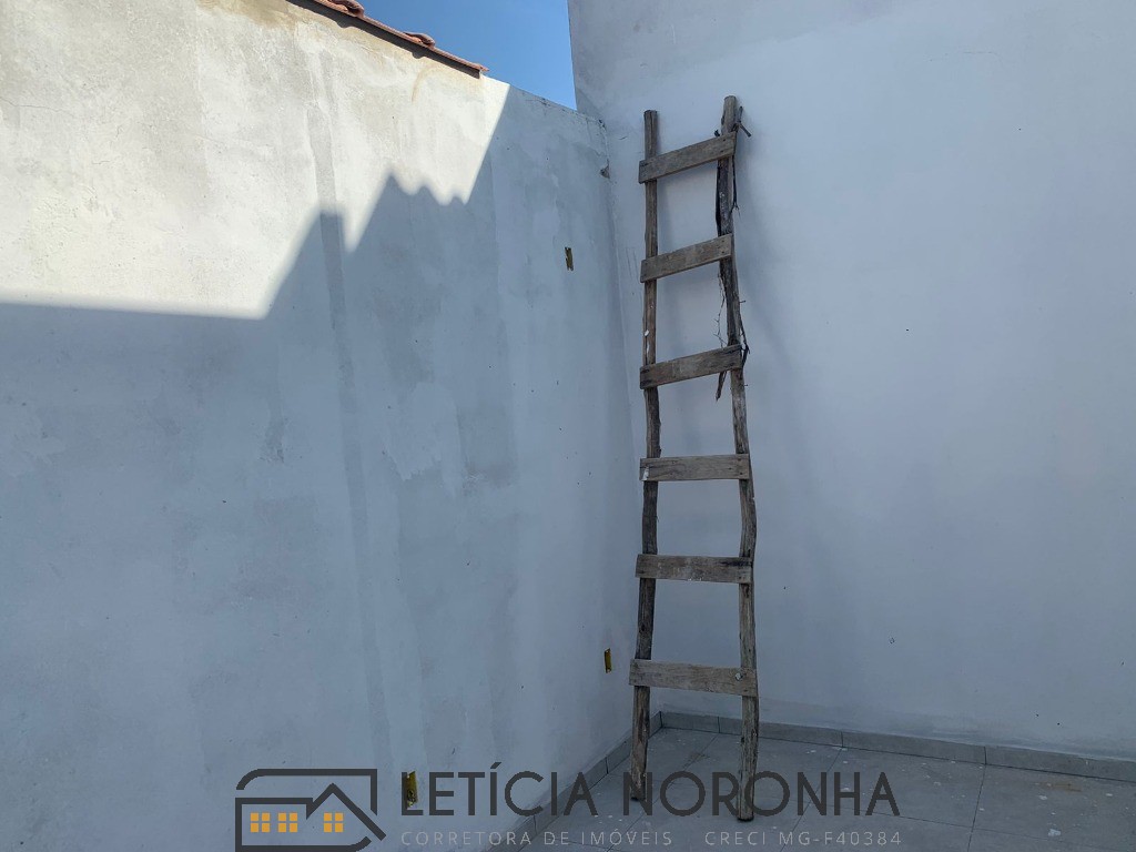 Casa à venda com 2 quartos, 140m² - Foto 22