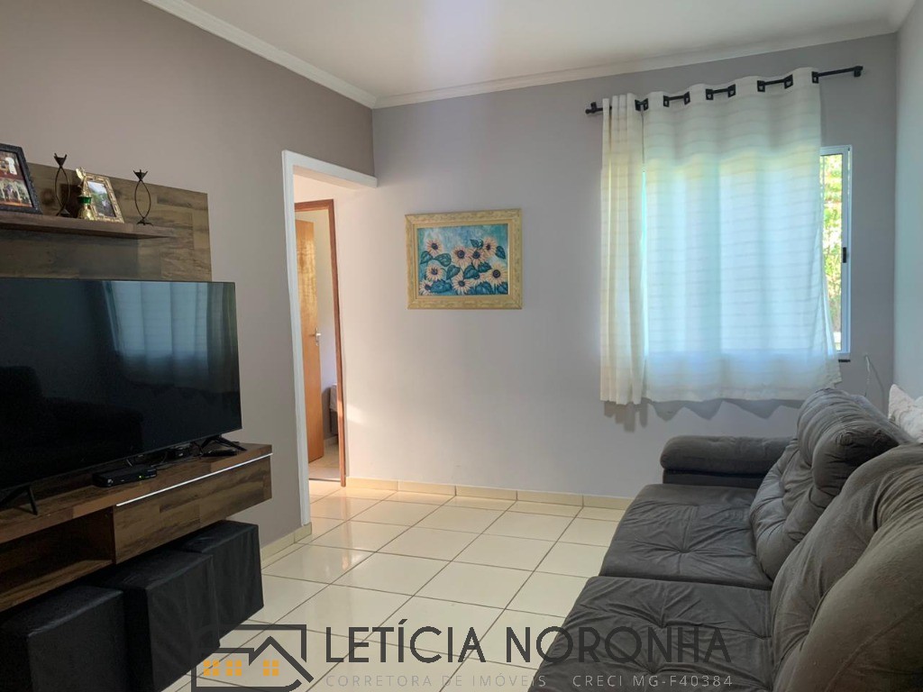 Apartamento à venda com 2 quartos, 58m² - Foto 1