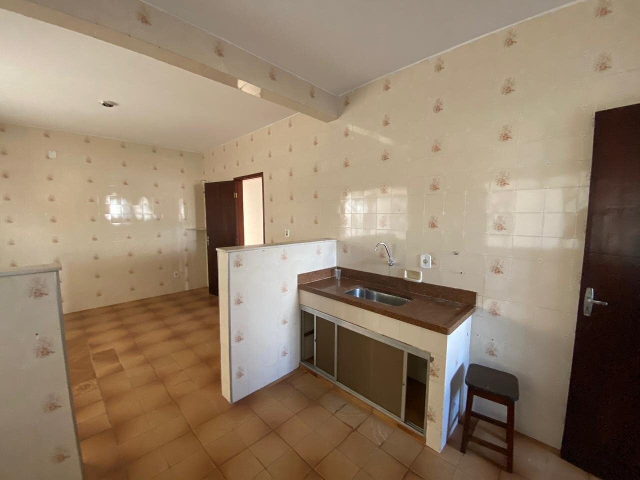 Casa para alugar com 3 quartos, 90m² - Foto 10