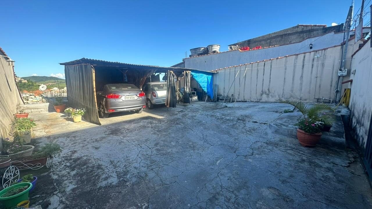 Casa à venda com 2 quartos, 100m² - Foto 6