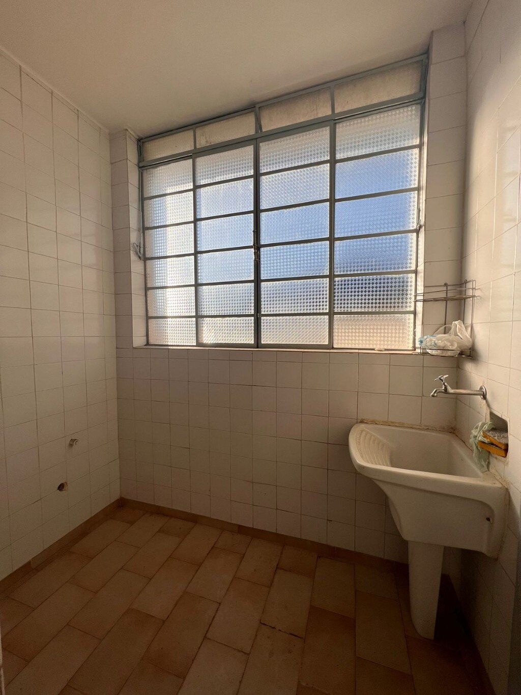 Apartamento à venda com 2 quartos, 68m² - Foto 5