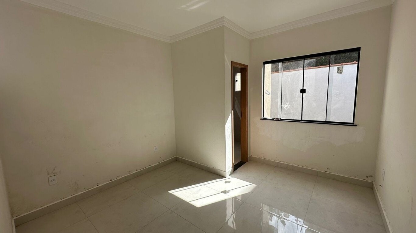 Casa à venda com 2 quartos, 70m² - Foto 13